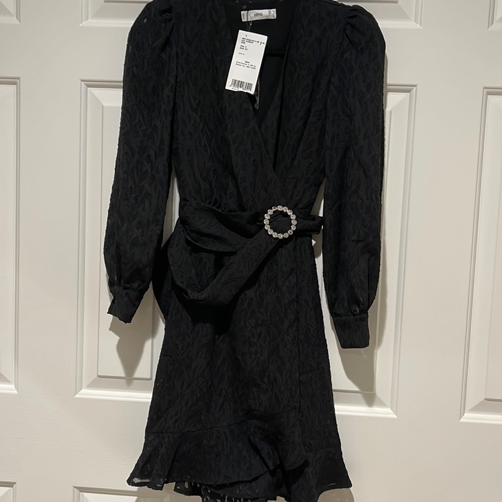 Nwt mango lai black dress